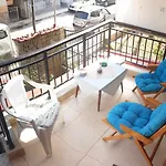 アパート Lovely Maison House 50m From The At Nea *