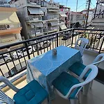 Lovely Maison House 50m From The At Nea アパート *