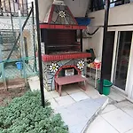 Lovely Maison House 50m From The At Nea アパート フロギタ