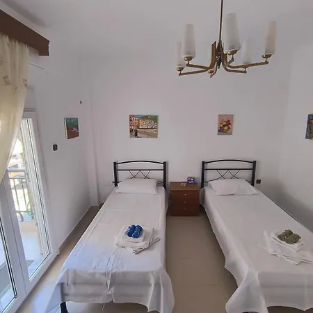 Lovely Maison House 50m From The At Nea * Φλογητά