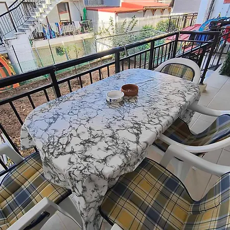 Διαμέρισμα Lovely Maison House 50m From The At Nea Φλογητά