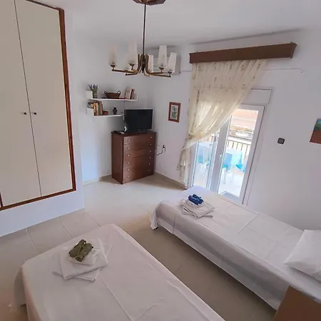 Lovely Maison House 50m From The At Nea Διαμέρισμα *