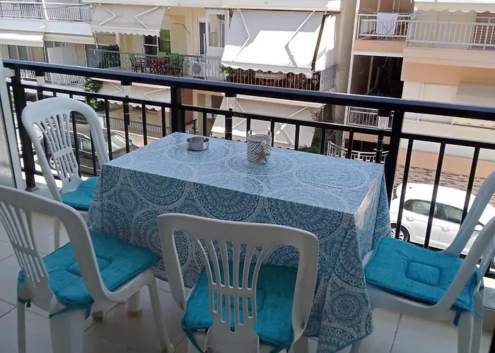 Lovely Maison House 50m From The At Nea Appartement Flogita